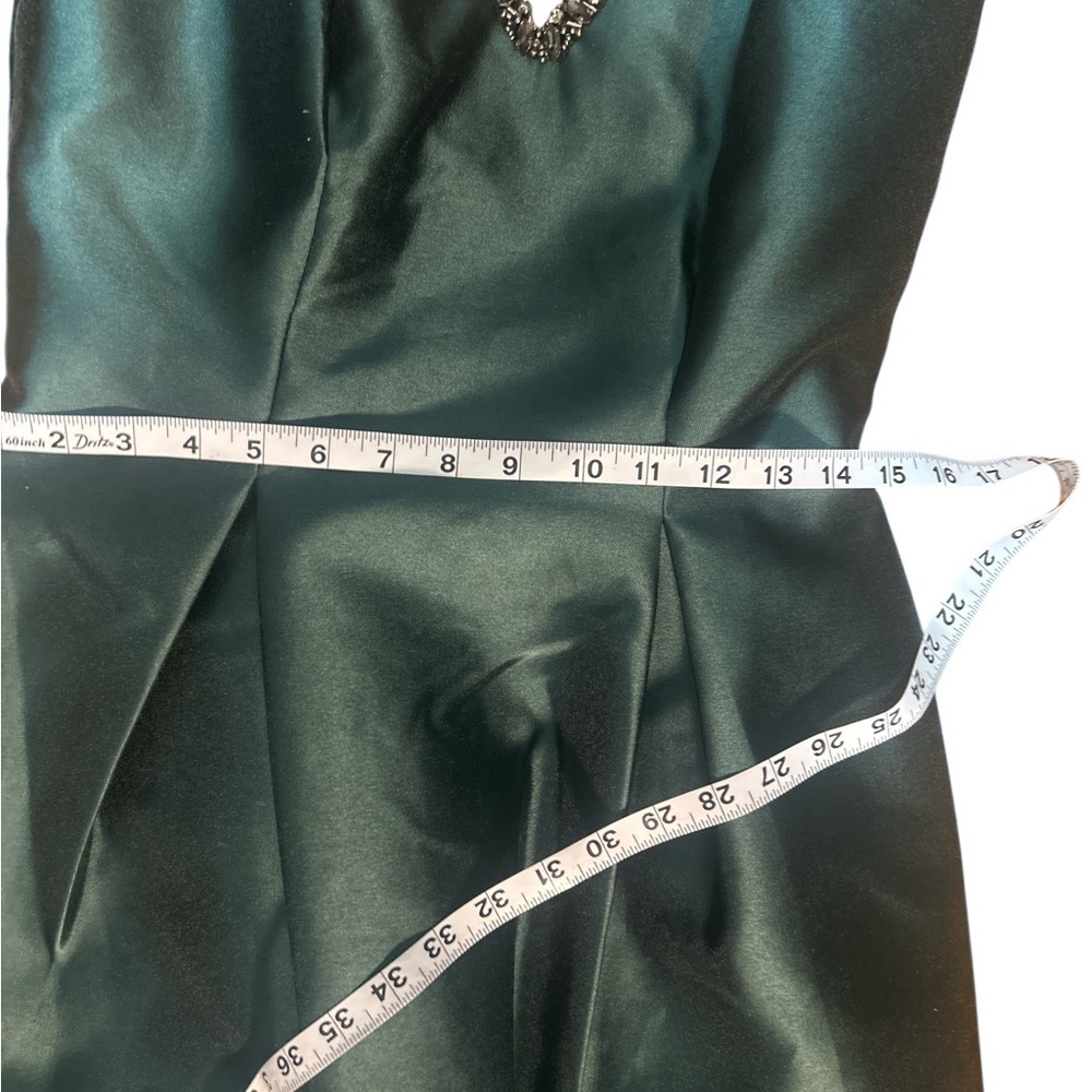 Carmen Marc Valvo Formal Event Emerald High-Low Beaded Mikado Gown Sz 8 - Picture 8 of 9